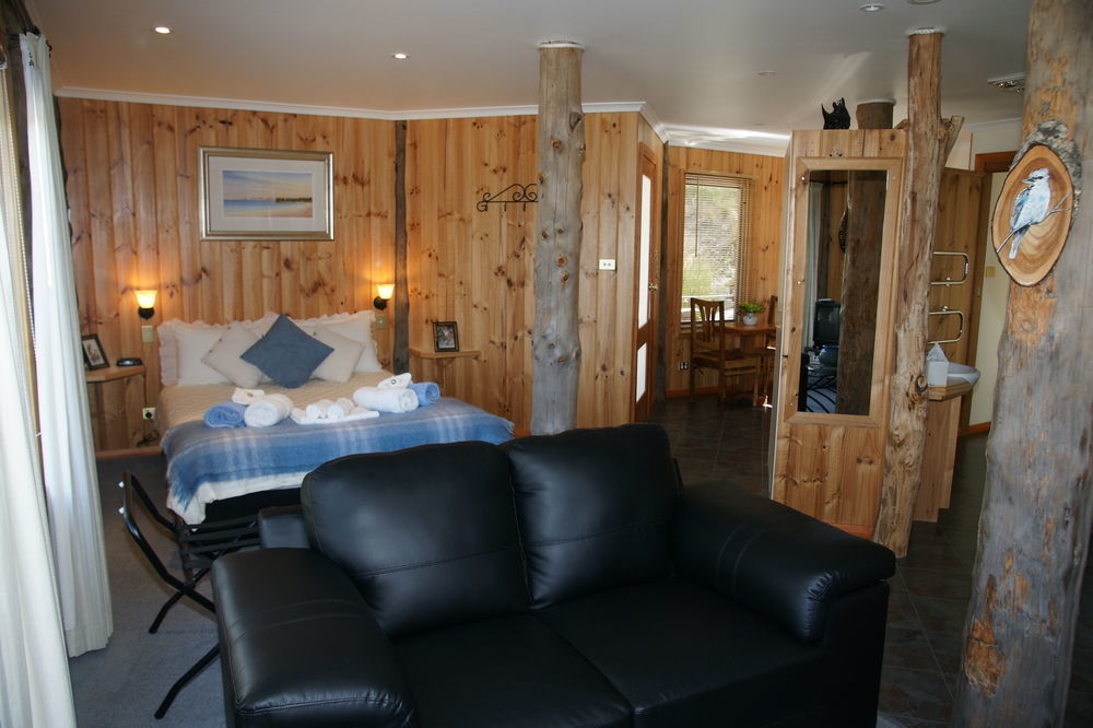 Bed In The Treetops B&B Сейнт Хелънс Екстериор снимка