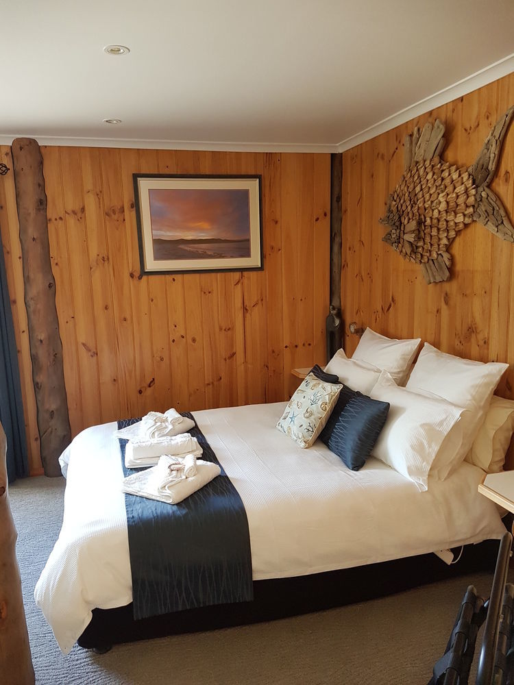 Bed In The Treetops B&B Сейнт Хелънс Екстериор снимка