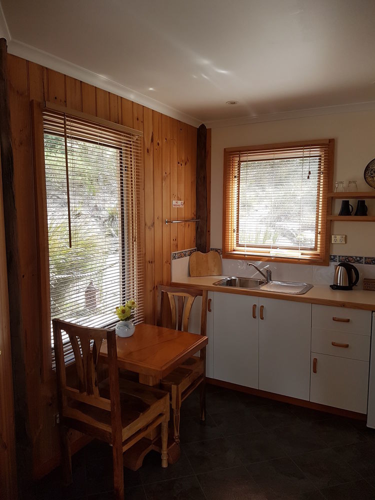 Bed In The Treetops B&B Сейнт Хелънс Екстериор снимка